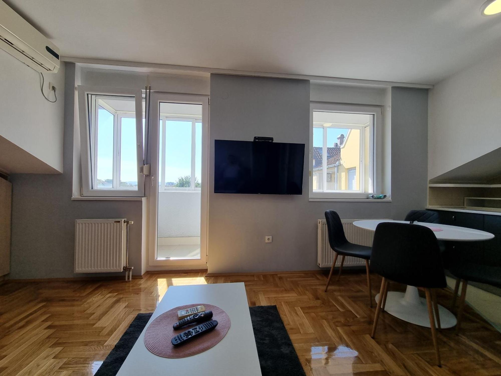 Likehome Life - Novi Sad Stevana Sremca Eksteriør billede